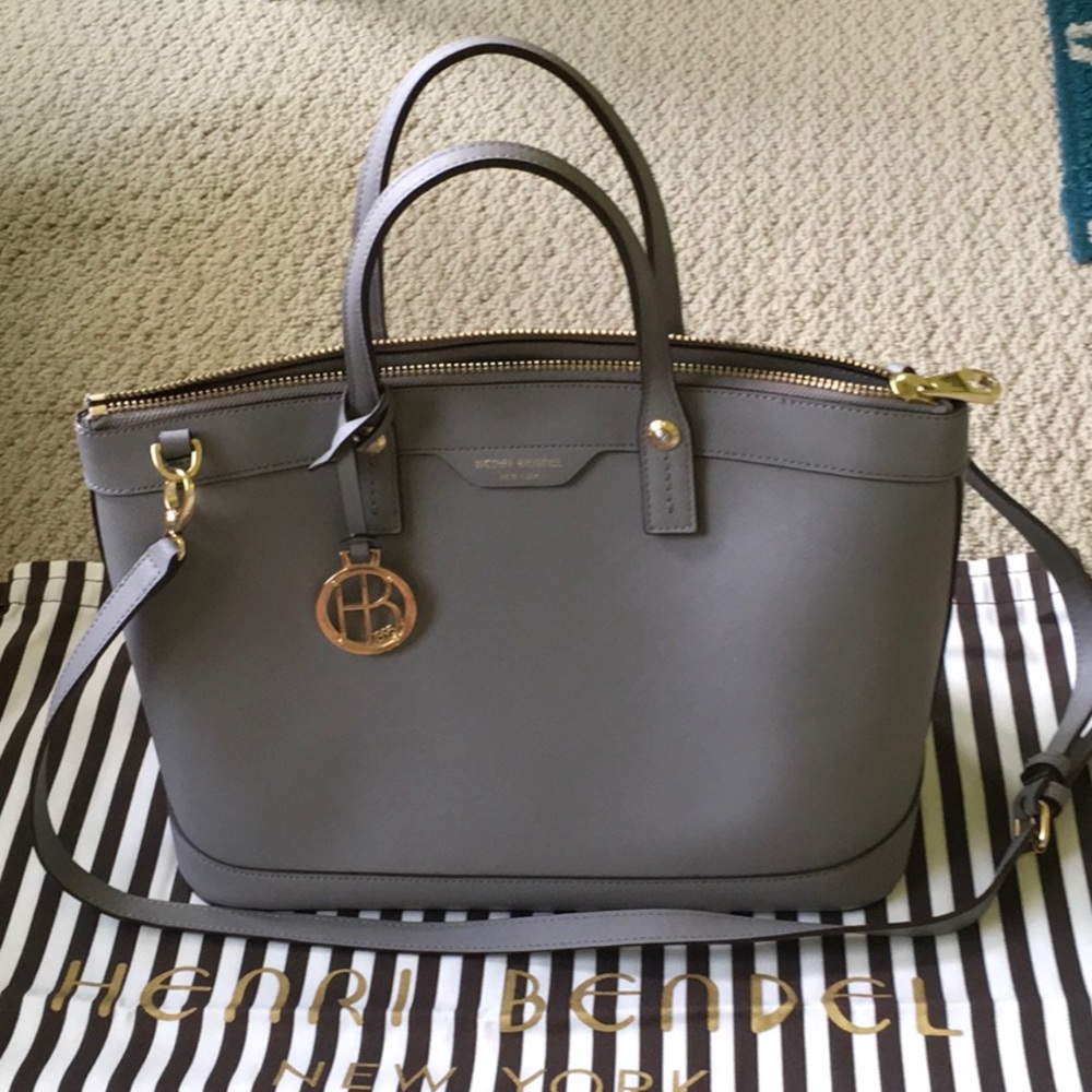 EUC Henri Bendel Gray West 57th Satchel CLASSY